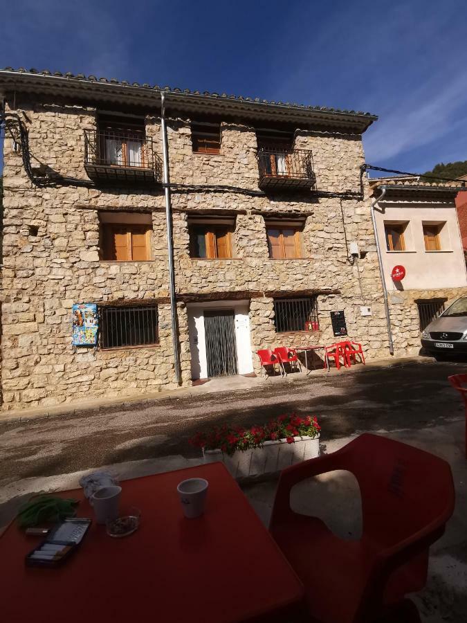 Casa Rural Y Albergue Tormon Exteriér fotografie